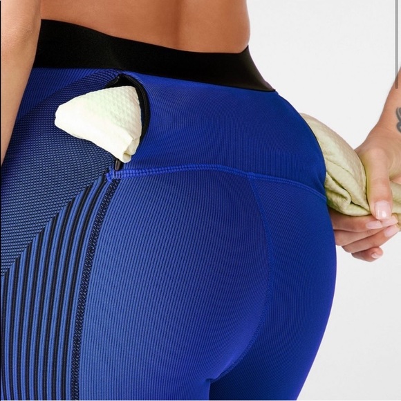 Fabletics set - Picture 2 of 5